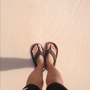 Meet your Posher, Dong